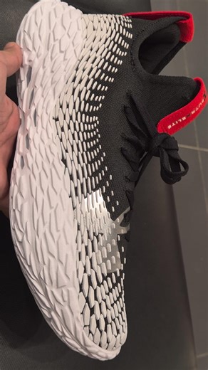 Under Armour FUTR X Elite 2 White/Black. Designed to maximize performance and exceptional comfort.