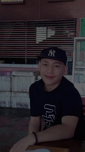 ကတုံးကွ၏ အပြုံးလှပုံပြည့်