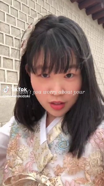 Transforming Straight Hair into Beautiful Curly Hair