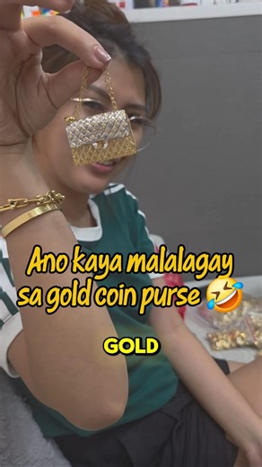 528K views · 3K reactions | Ano kaya malagagay natin sa gold coin purse. 藍 #fypviralシ #JNYJewelryShop #jewelry #gold #goldph #investment UPDATE: SOLD! Grabe yung madam namin kay bilis din! ⚡️₱1xx,xxx | JNY Jewelry Shop | Facebook