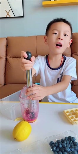 Homemade lemon juice # the happiness of a glass of drink