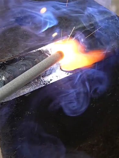 Professionals will not teach you good penetration and welding techniques outside of welding school. #welding #iron #welder #art #perfectweld