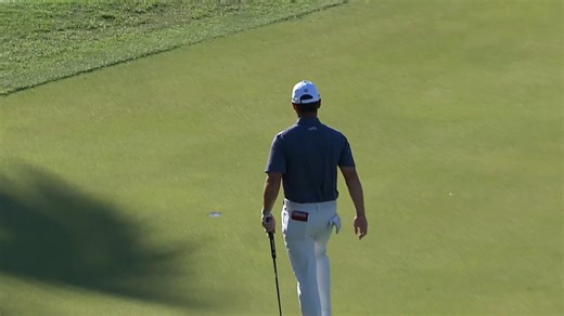 Karl Vilips drains lengthy birdie putt from fringe at Puerto Rico