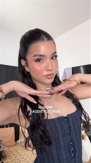 in-depth BADDIE TUTORIAL #makeup#tutorial#baddiemakeup#grwm#trending#fyp#shorts#baddie#hacks#glow