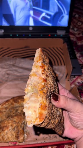 Delicious Broadway Calzone Recipe for Food Lovers