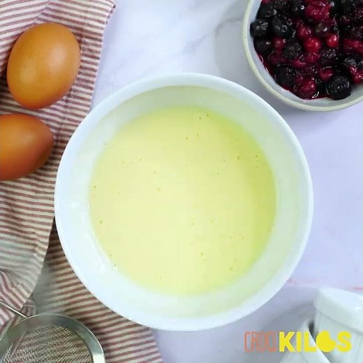 Clafoutis aux groseilles [RECETTE] : facile, légère et ultra rapide !