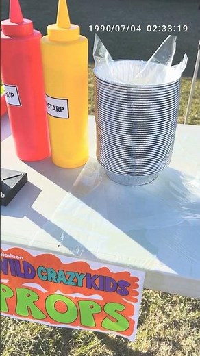 Walking Through Nickelodeon’s Wild & Crazy Kids Set (90s WACK Nostalgia) 🧡💜 #shorts