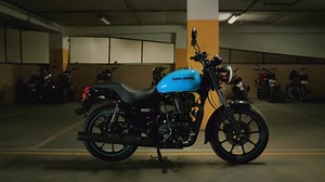 396K views · 10K reactions | Nooks. Bends. Corners. Everyday oversights. All ready to take in and soak up with tough new alloys and an effortless, made-for-urban stance. See your town afresh with the Royal Enfield Thunderbird X. | Royal Enfield | Facebook
