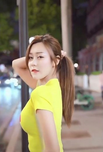 Gái xinh dạo phố cực yêu 💕可爱美女街拍 💕#StreetStyle #街拍 #PrettyGirl