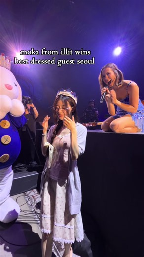 Moka Wins Best Dressed Guest at Laufey Concert
