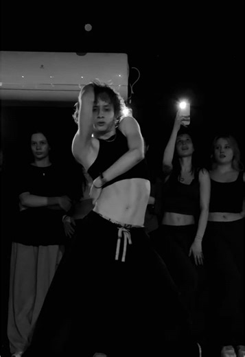 Dance Styles Explored: Jazz Funk Techniques