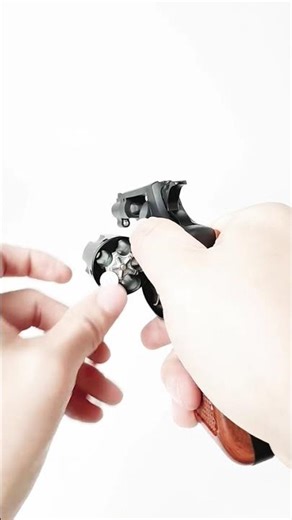 🔥This Mini Toy Revolver Looks SO Real! 😱| Amazing Toy Gun Review #shorts