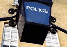 TV spotlight on Greater Manchester Police Mounted Unit - Horse & Hound