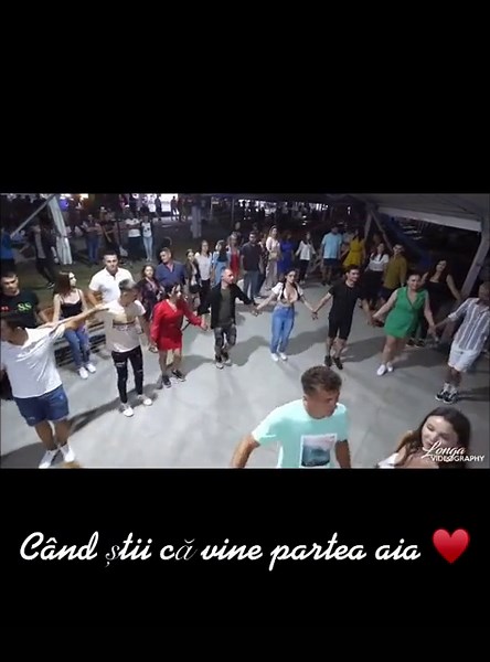 Când știi că urmează partea ta preferată 🤍🔊🤩 #5pasidebine #tiktok #RamonaFaur #ArtistBand #music #banat