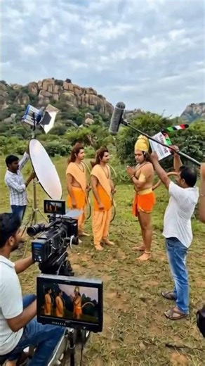 Apni Antar Drishti Se Dekh Rahe Prabhu Ko Nar Nari | Bhavna Jaisi Rahi Waisi Bhakti 🙏