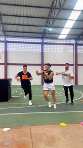 Una cumbia muy mexicana 🇲🇽 🧠Royce Moreno 📍Tlaxcala 🕺Dancers: Ulises Spartacus and Lalo #zumba #zumbapower #zumbabeto #zumbachoreo #cumbia #zumbainstructor #zumbafitness #zumbatime | Royce Moreno