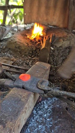 The Art of Forging: Watch Raw Metal Turn into a Masterpiece! ⚒️🔥#1000subscriber #10million #uk #usa