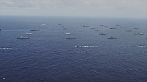 “It’s one of those things where if there wasn’t a picture, it didn’t happen”. - LCdr Meghan Lobb, Commanding Officer, MV Asterix. Frigates, Aircraft Carriers, and Submarines from 26 countries participated in the PHOTOEX at RIMPAC 2018 including HMCS Vancouver / NCSM Vancouver, HMCS Ottawa - FFH 341 - NCSM Ottawa and #MVAsterix. We’re taking a look back at past RIMPAC exercises while our members are in Hawaii participating in the 29th iteration of Rim of the Pacific exercise right now! Have you e