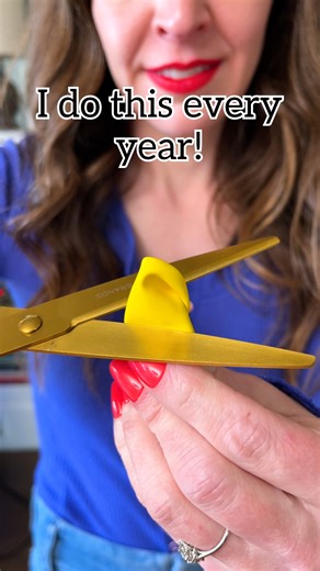 Homemade Party Popper! 🎉 Confetti cannon craft for new years! #papercraft #crafting #celebration #newyear | Jeff & Lauren