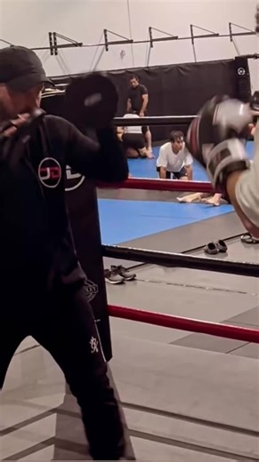 Thursday Night Boxing #boxing #mma #kickboxing #muaythai #fitness #ufc #bjj #boxingtraining #fight #training #martialarts #gym #boxeo #boxinglife #workout #wrestling #fighter #jiujitsu #motivation #karate #sport #boxer #boxingmelbourne #boxinggym #boxingworkout #boxinggloves #boxingnews #melbourneboxing #fighting #melbourne