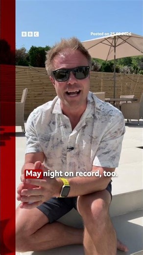Hottest May day ever recorded in UK as temperature reaches 33.5C in London. #Heatwave #BBCNews