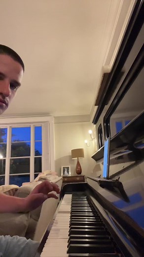 Olivia Dean's Stunning Dive Performance