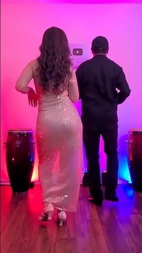 How to Cumbia Dance | Cumbia Dance for Beginners | Waldo y Jacqui