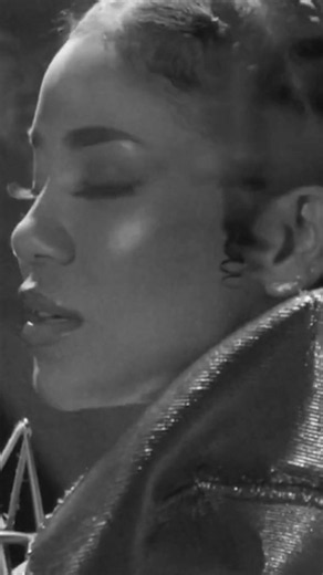 10k Hours (2020) by Jhené Aiko is a heartfelt record about loss and what it teaches you about time. Jhené speaks from the place of having lost someone close, and how that changes what an hour with the people you love is worth. The message is simple: stay near your loved ones and keep hold of the memories and feelings that remain. Piano drives the instrumental, with a warm, old school R&B feel that lets the heavy subject breathe. Jhené has been open about the song’s link to grief, and has shared 