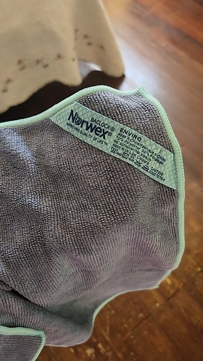 Did you know you can clean your windows WITHOUT CLEANER? This is so much easier too. I'm never buying Windex again!! I had a hard time taking a video long enough because cleaning my windows now literally takes seconds. Jessica Eley Tinsman introduced me to Norwex products, and wow. It changed the way I clean! No waste, no toxic cleaners, just water and Norwex cloths. It's so simple. You can still use this link to get the Window and Enviro cloth for yourself. It is so, so worth it! 👇 www.norwex.