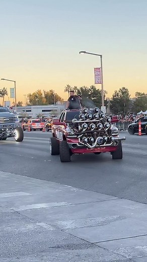 159K views · 1.5K reactions | 17 Turbo’s & 17 Horn’s Cummins Ram Diesel #truck #diesel #turbo #boost #liftedtrucks | SRTLIVE | Facebook