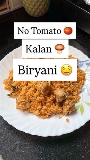 karthis_cookbooks on Instagram: "Kalan 🍄‍🟫 Biryani 🤤 #tamilcooking #tamilfood #foodporn #mushroombiryani #kalanbiriyani [Kalanbiryani, MushroomBriyani, Mushroombiriyani, Notomatomushroombiriyani, vegbiriyani, mushroomrecipe, BacheloreBiryani, EasyBiriyani, Tamilnadufood, Southindianfood]"