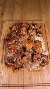 Have Guy Fieri Kick Ur Door Down From The Smell of This Honey Sesame Chicken & Rice 🍯🍗🫙 Ingredients: Chicken Thighs 🐔 White Rice 🍙 Chicken Broth 🍜 Soy Sauce 🍱 Sesame Oil 🌸 Salt 🧂 Honey BBQ Rub 🍯 Sesame Seeds 🗻 Meal Prep This!!! Don’t Be Afraid To Use The Ingredients Sitting Around Ur Apartment Bro #honeysesame #honeychicken #chickenandrice #honeysesamechicken #asianstylechicken #asianrice | Casey Feasts