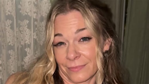 LeAnn Rimes addresses boob job rumors after revealing totally different figure