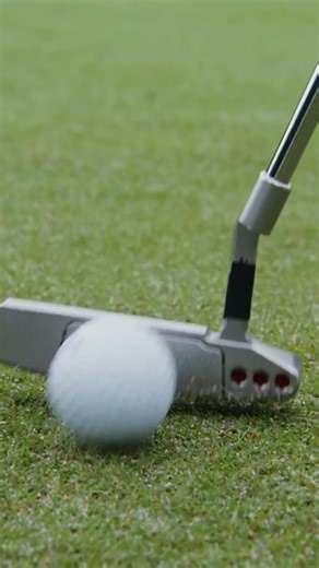 Standout Golf Putters: Unique Metal Finishes