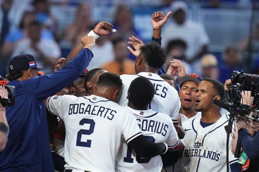 Braves' Ozzie Albies hits first walk-off home run in World Baseball Classic history