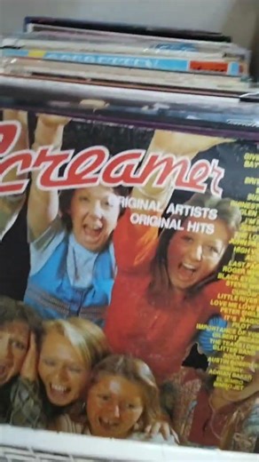 Another Op shop store with a wide range of retro or vintage CDs, DVDs and vinyl records. #australia.