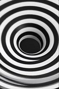 Infinite Expanding Circles Illusion – You Can't Look Away! 🌀