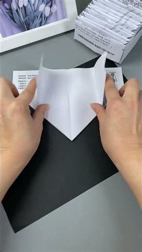 Desktop garbage box origami that you can easily see at a glance is here. It is also very practic