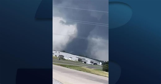 2 dead, multiple injured, dozens of homes damaged after tornado hits Scott County, officials say
