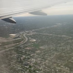 4.4K views · 26 reactions | Yikes! A bird strike caused an engine fire on a plane shortly after it took off, causing flames to shoot out while it was in the air. https://bit.ly/3Nb5iYS | FOX19 | Facebook