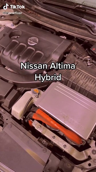 Exploring the Nissan Altima Hybrid: A Blend of Innovation