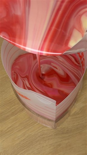 Make the DREAMIEST Marble Cakes with Frost Form 😍 Tutorial on www.frostform.com 🤗