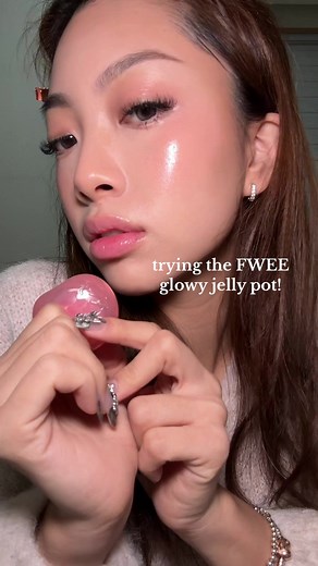 Review: FWEE Glowy Jelly Pot in Every Colour!