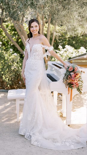 What sets the best wedding photographers in the world apart? I’ll give you a hint, it’s not just their images! . Listen to learn more about what I think makes wedding photos a part of your LEGACY and keeps them beautiful forever. . #weddingtips #weddingadvice #photographytips #photo #weddingphotographer #sanluisobispoweddingphotographer #santabarbaraweddingphotographer #santabarbarawedding #outdoorweddings #winecountrywedding #outdoorweddingvenue #wedding #photographystyle #photographyisart #wed