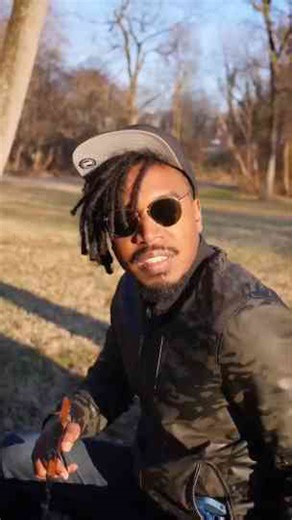 Playing COD with Kali Stick mfs