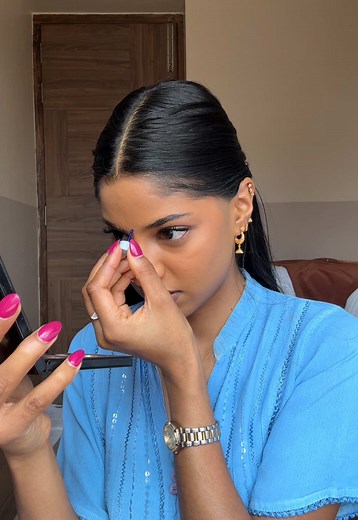 Choosing the Perfect Bindi While Exploring India