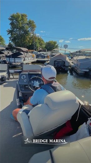 The One-Slip Docking Rule for When to Turn into the Slip: Bridge Marina Boating Tip #shorts
