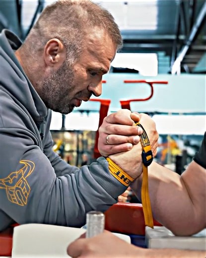 Denis Cyplenkov's latest pull.. #armwrestling #viralshort #trending #comeback