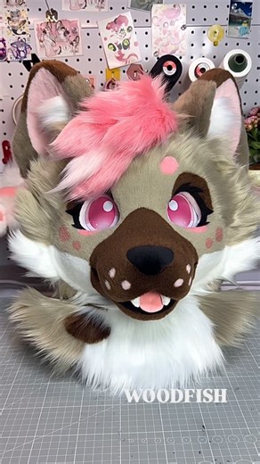 WoodFish- on Instagram: "Update a video😋 #furry #fursuit #fursuitmaker#kemono #kemonofursuit #fursona#furryart #furrys #furryartist#furryartwork#fursuiter#fursuiting#fursuitmaking#fursuitcommissions#fursuits#artistsofinstagram #sewing#furryart #fursuitbuilder #sefursuits #furryfandom"