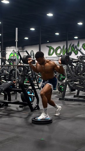 Intense Barbell Leg Workout 🔥 Complete 5 Total Rounds! #legday #legworkout #fitnessmotivation | Drayyofficial